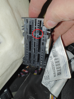 Corrosion at J519 T73a pin19 - connector side.png